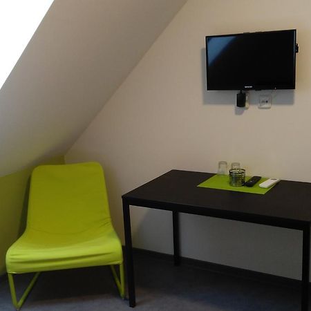 Bed & Parking Eurobit Hrusky (Breclav) Exterior foto