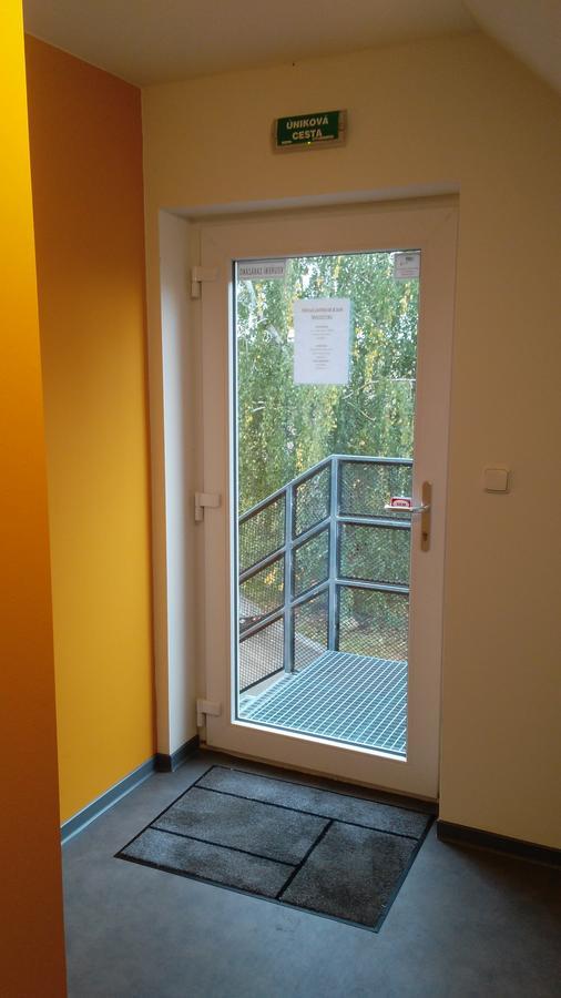 Bed & Parking Eurobit Hrusky (Breclav) Exterior foto