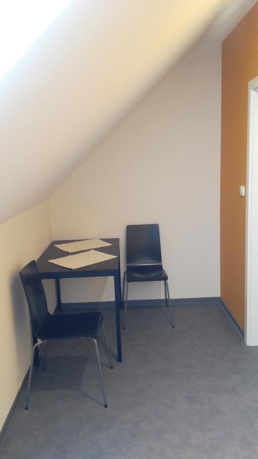 Bed & Parking Eurobit Hrusky (Breclav) Exterior foto